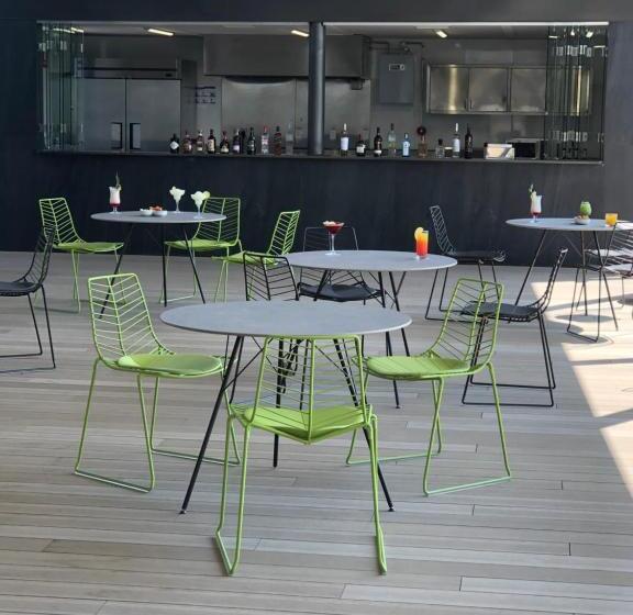 ホテル Galeria Plaza San Jeronimo