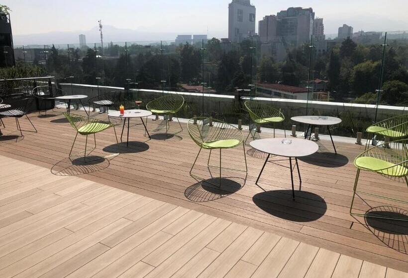 ホテル Galeria Plaza San Jeronimo