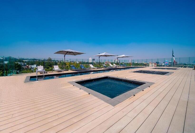 ホテル Galeria Plaza San Jeronimo