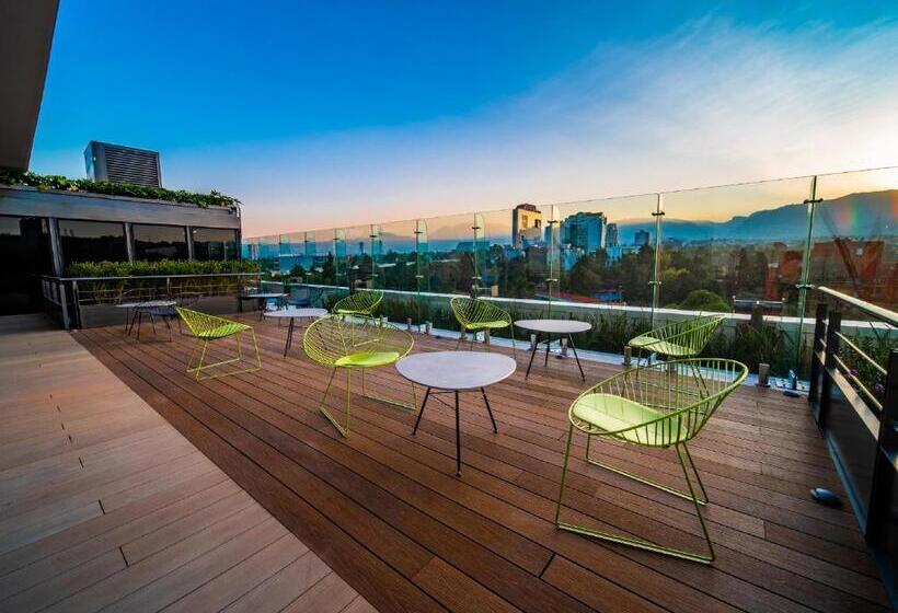 ホテル Galeria Plaza San Jeronimo