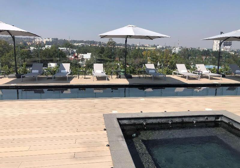 ホテル Galeria Plaza San Jeronimo