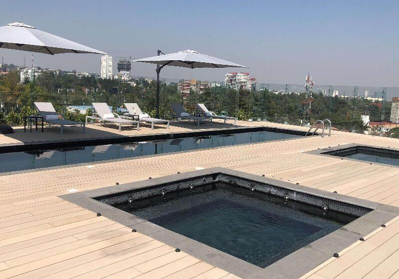 ホテル Galeria Plaza San Jeronimo