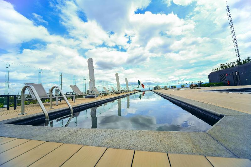 ホテル Galeria Plaza San Jeronimo