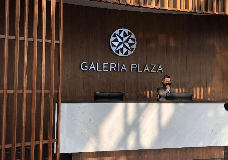 ホテル Galeria Plaza San Jeronimo