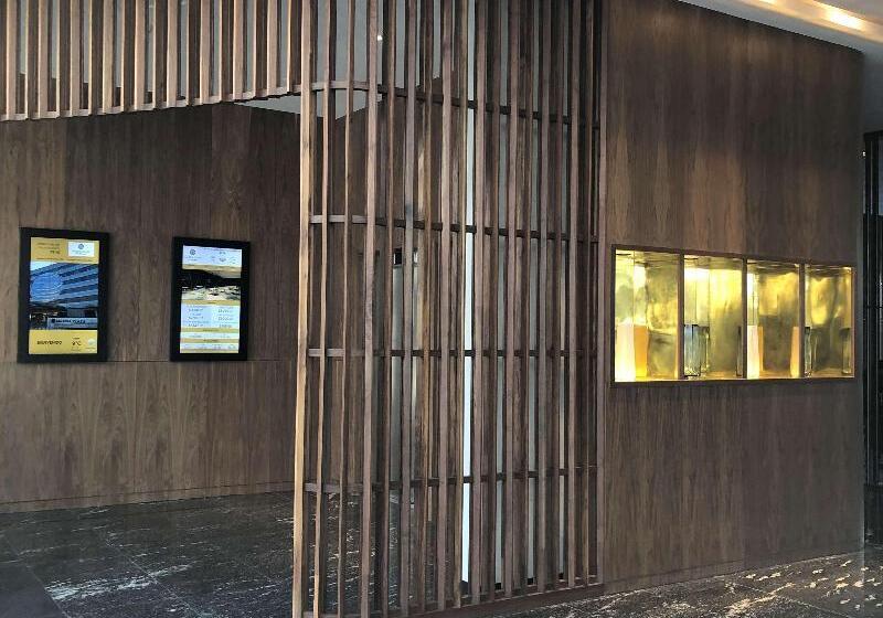 ホテル Galeria Plaza San Jeronimo