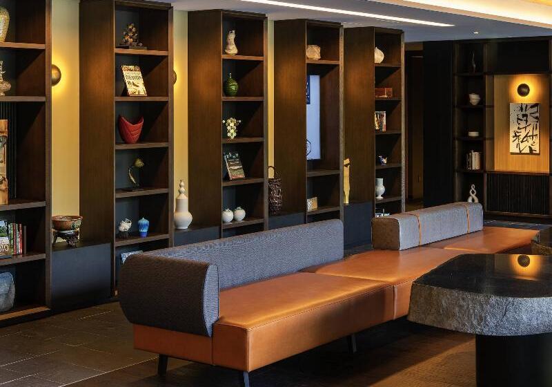 هتل Garrya Nijo Castle Kyoto   Banyan Group