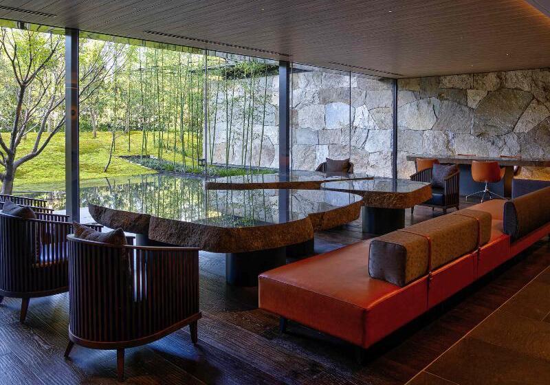 هتل Garrya Nijo Castle Kyoto   Banyan Group