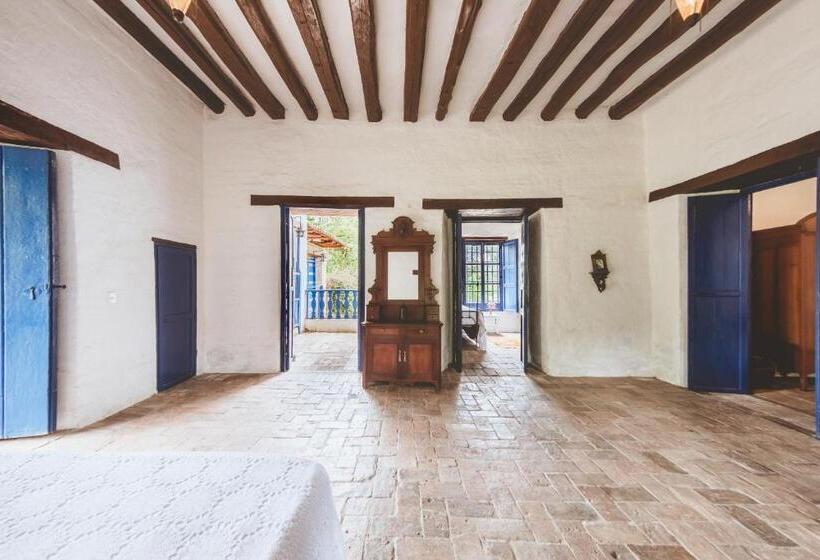 هتل Hacienda Pisoje