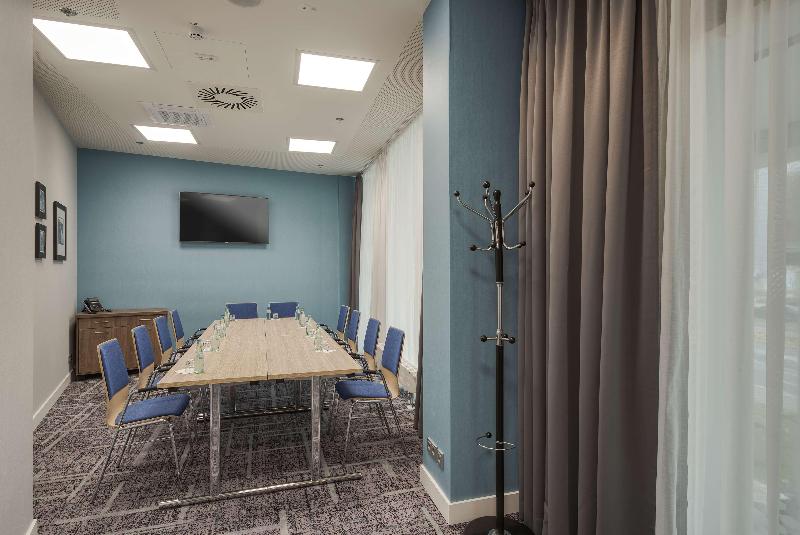 فندق Hampton By Hilton Stuttgart City Centre