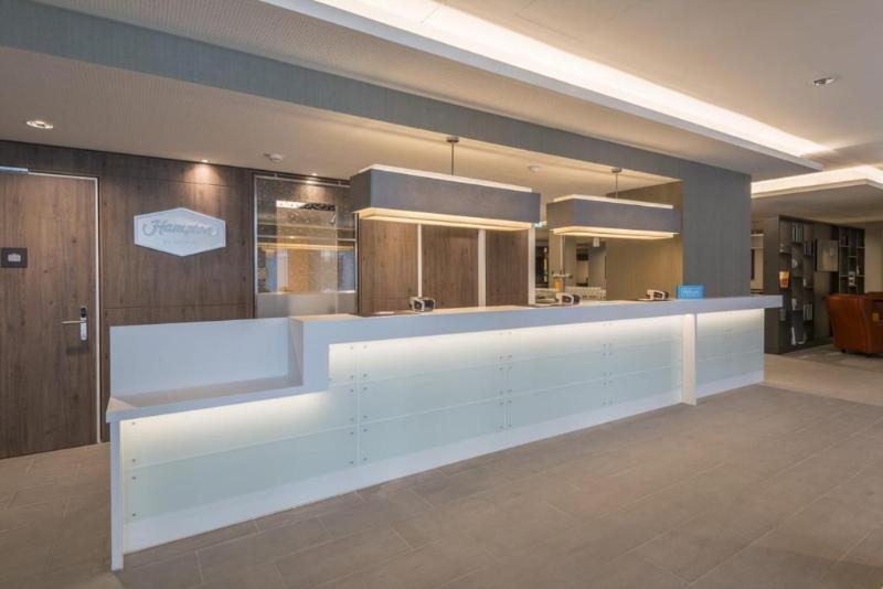 فندق Hampton By Hilton Stuttgart City Centre