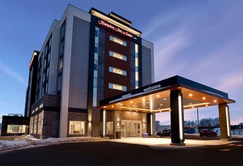هتل Hampton Inn & Suites Ottawa West