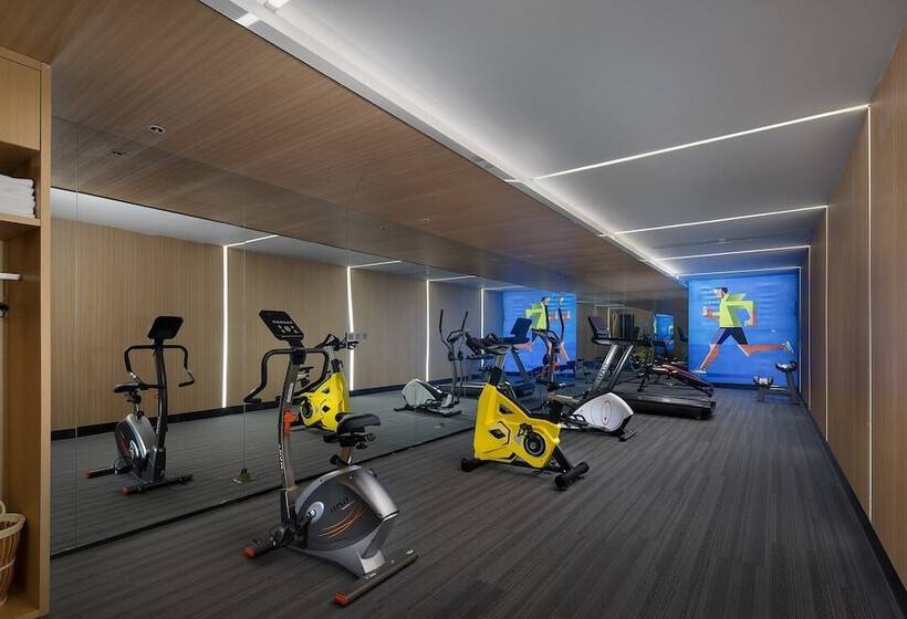 فندق Holiday Inn Express Changsha South Railway Station, An Ihg