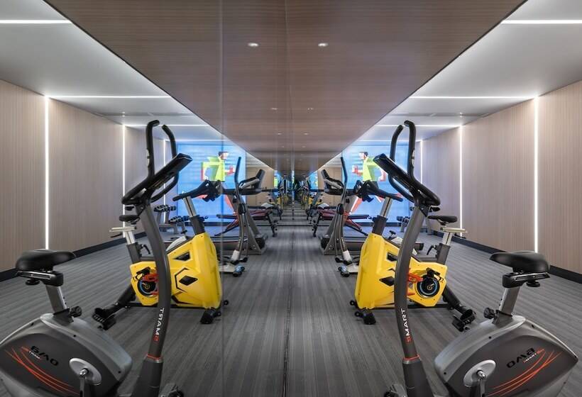 فندق Holiday Inn Express Changsha South Railway Station, An Ihg