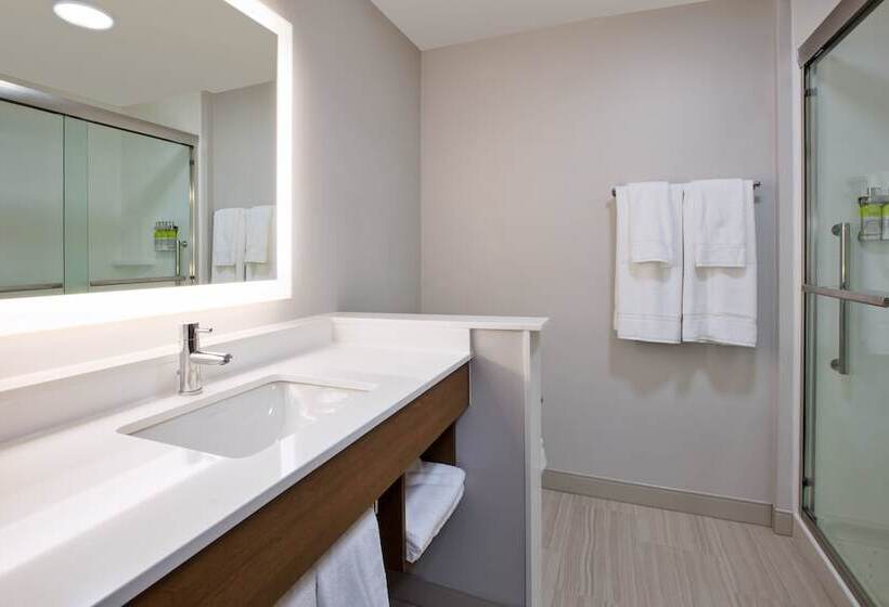 호텔 Holiday Inn Express & Suites   Wooster, An Ihg