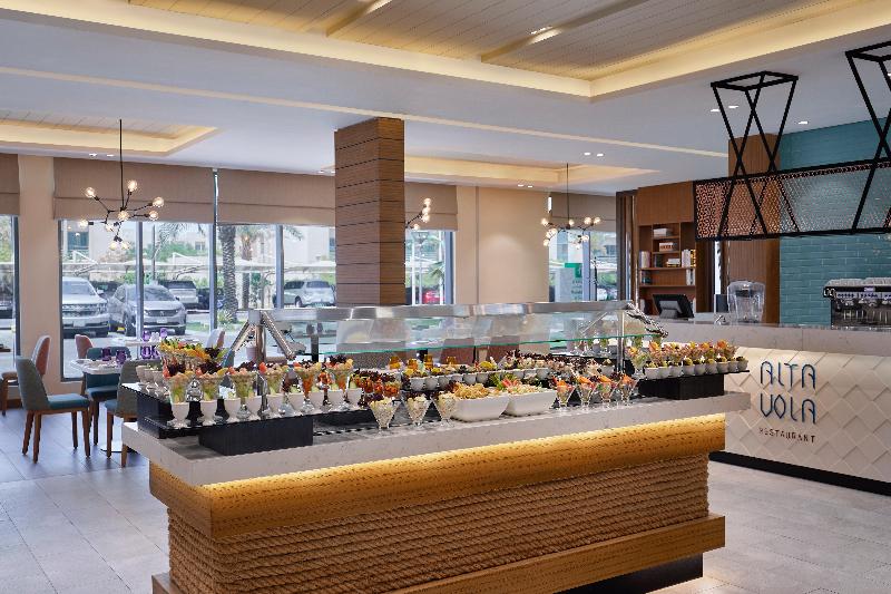 هتل Holiday Inn & Suites Al Jubail, An Ihg