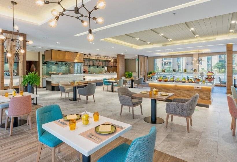 هتل Holiday Inn & Suites Al Jubail, An Ihg