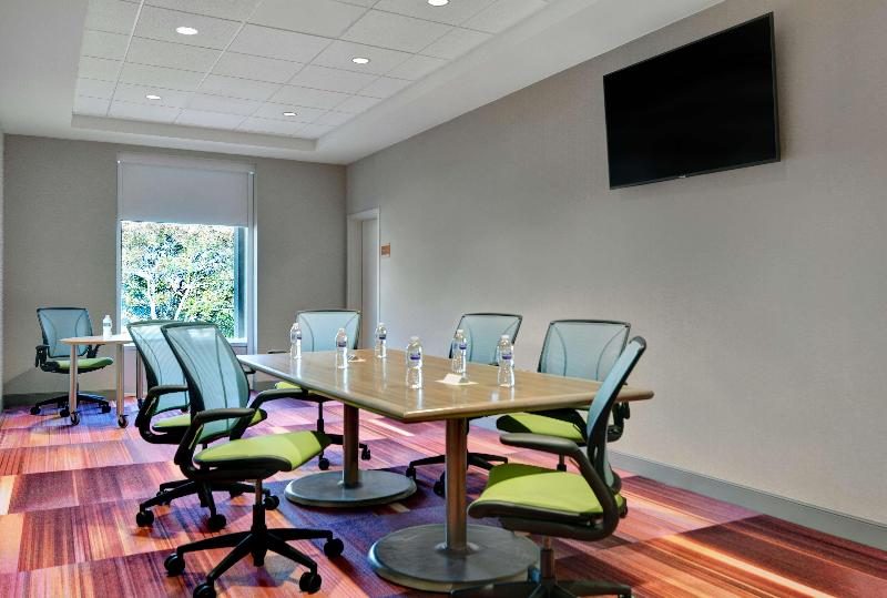 酒店 Home2 Suites By Hilton Largo