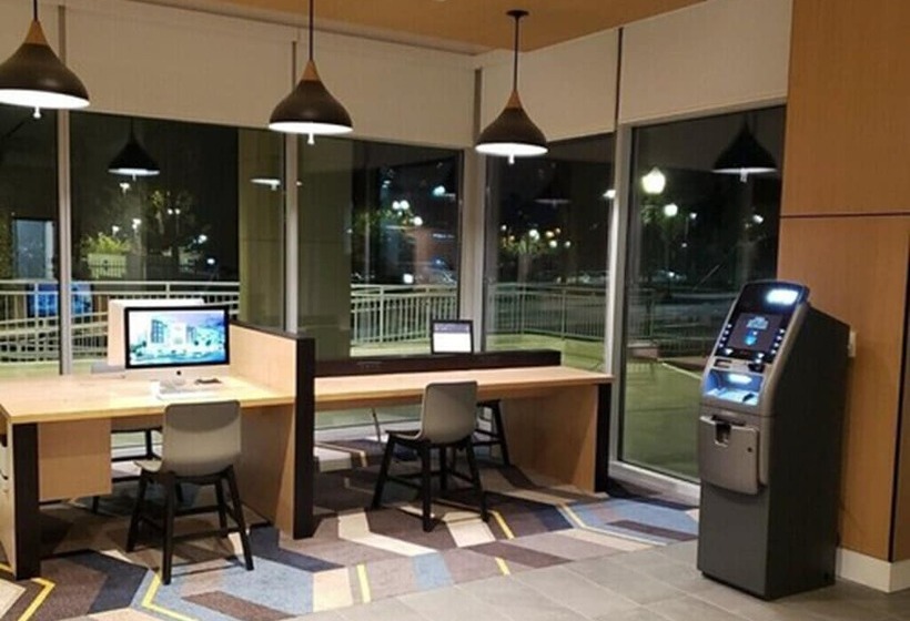 فندق Hyatt House La University Medical Center