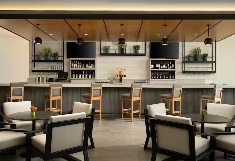 فندق Hyatt House La University Medical Center