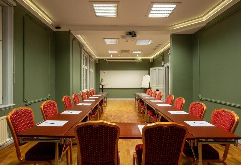 Отель Johannesbergs Slott