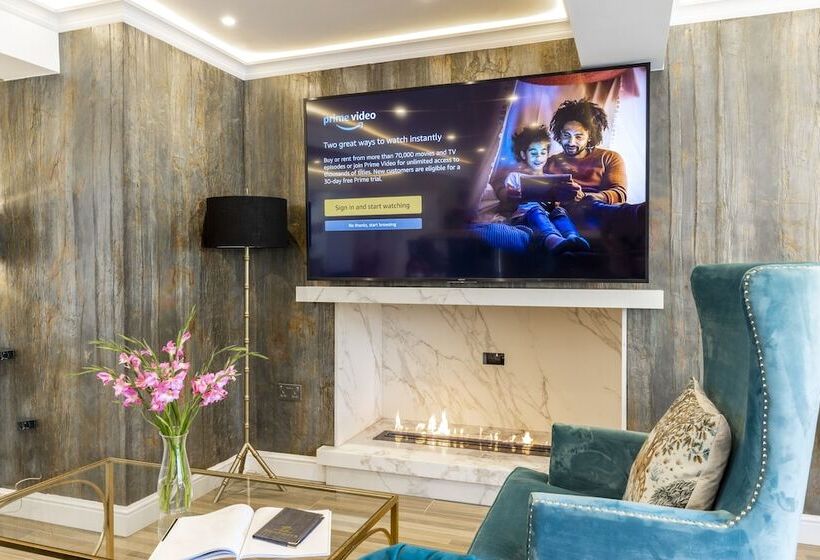 Kingfisher Hotel, Golf And Country Club