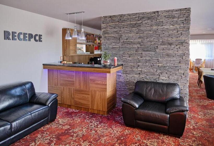 בית מלון כפרי Kryštof