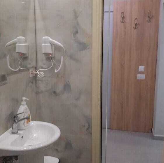 בית מלון כפרי Luander