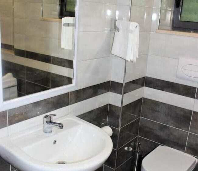 בית מלון כפרי Luander