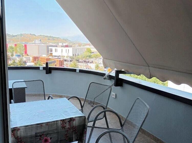 בית מלון כפרי Luander