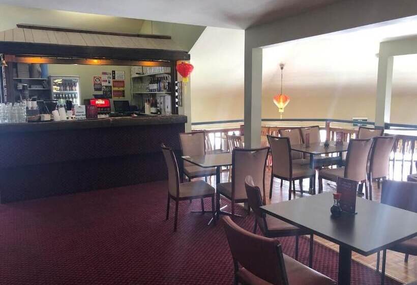 בית מלון כפרי Lucy Lodge