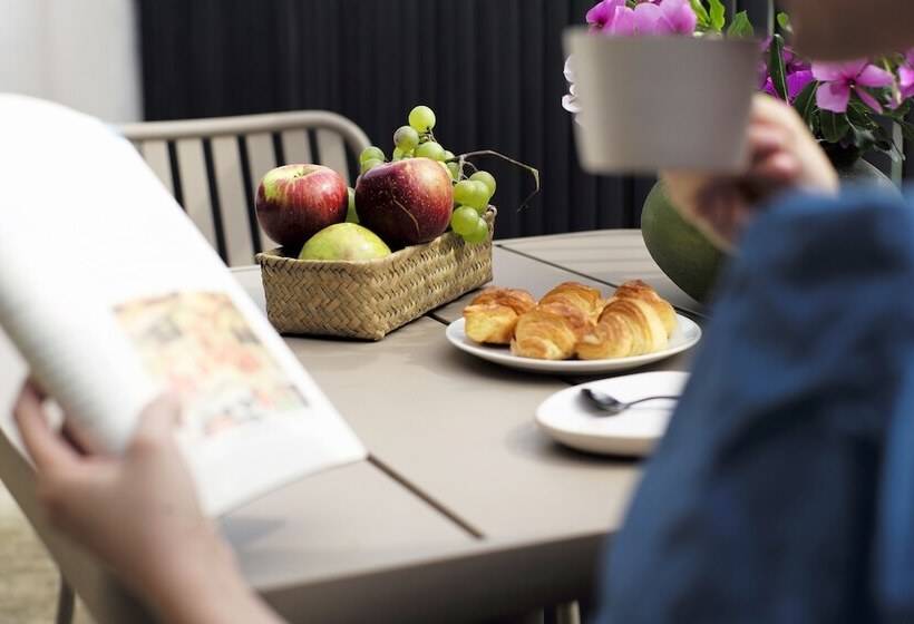 בית מלון כפרי Lux Tea Horse Road Stone Town