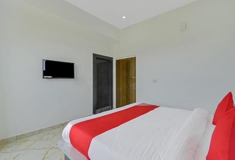 호텔 Oyo 40085  Celebration