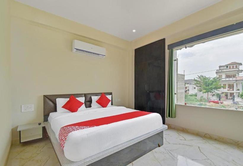 فندق Oyo 40085  Celebration