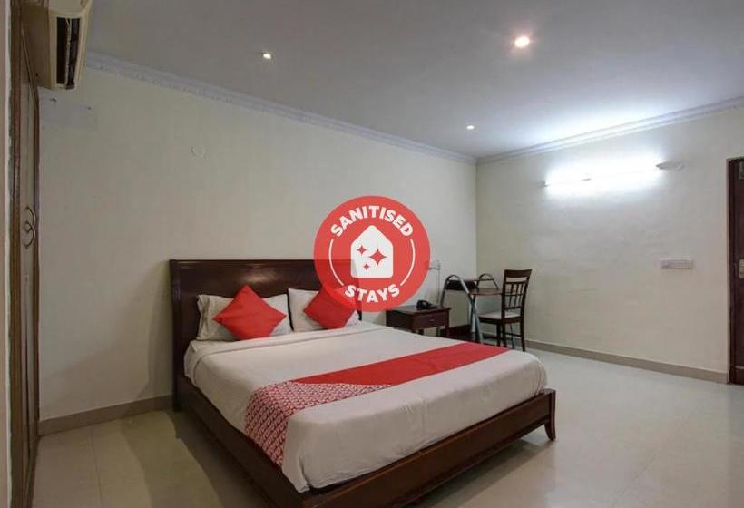 ホテル Oyo 45416 The Naagaa Residency