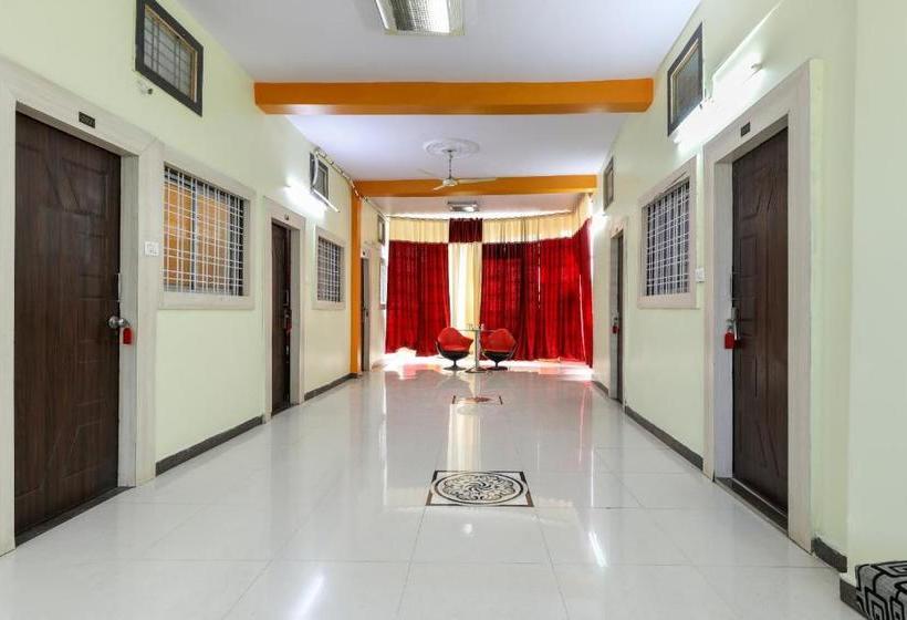 فندق Oyo 61069  Shree N Palace