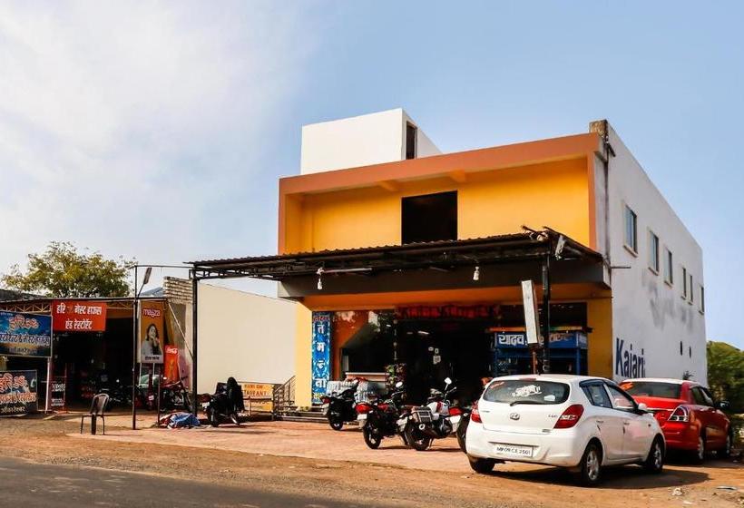 בית מלון כפרי Oyo 69751  Tammana Palace