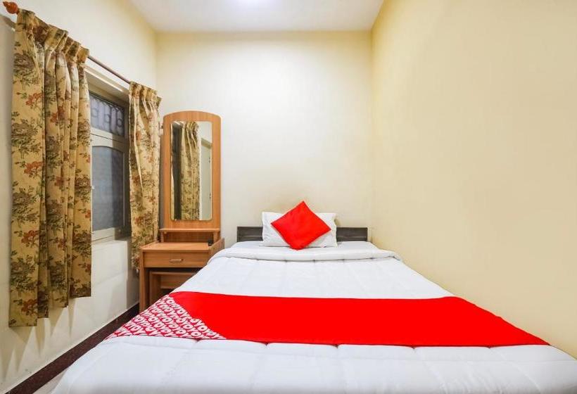 酒店 Oyo 70050 Venketeswara Lodge