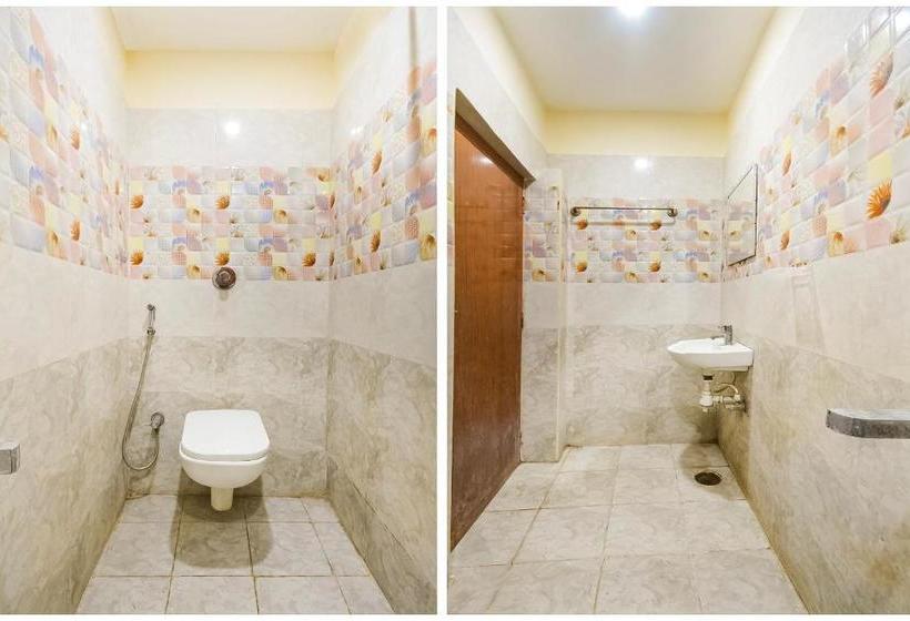 酒店 Oyo 70050 Venketeswara Lodge