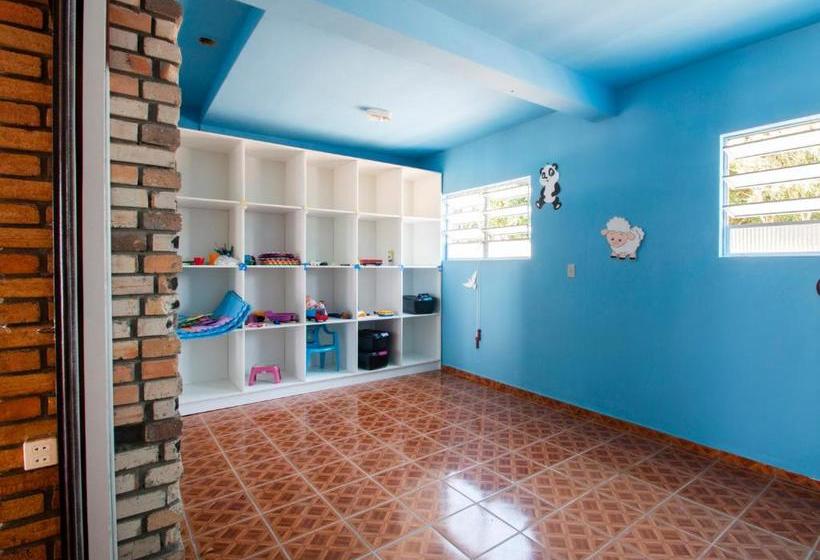 فندق Oyo  Camacho