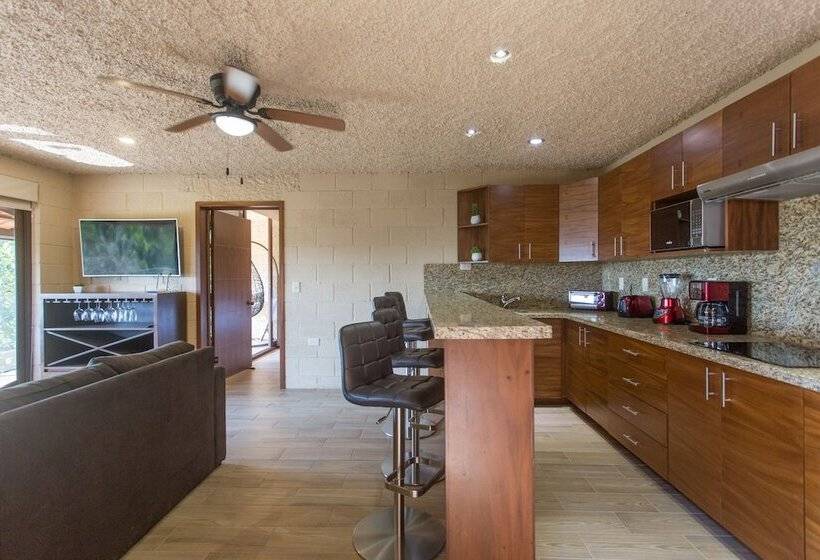 Отель Pacific View Sayulita