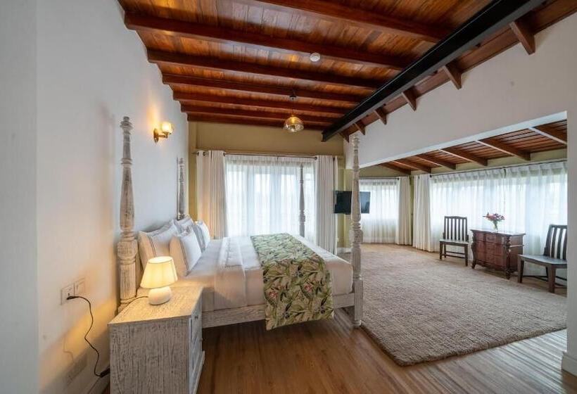 Pedro Barn Hotel At Little England Cottages