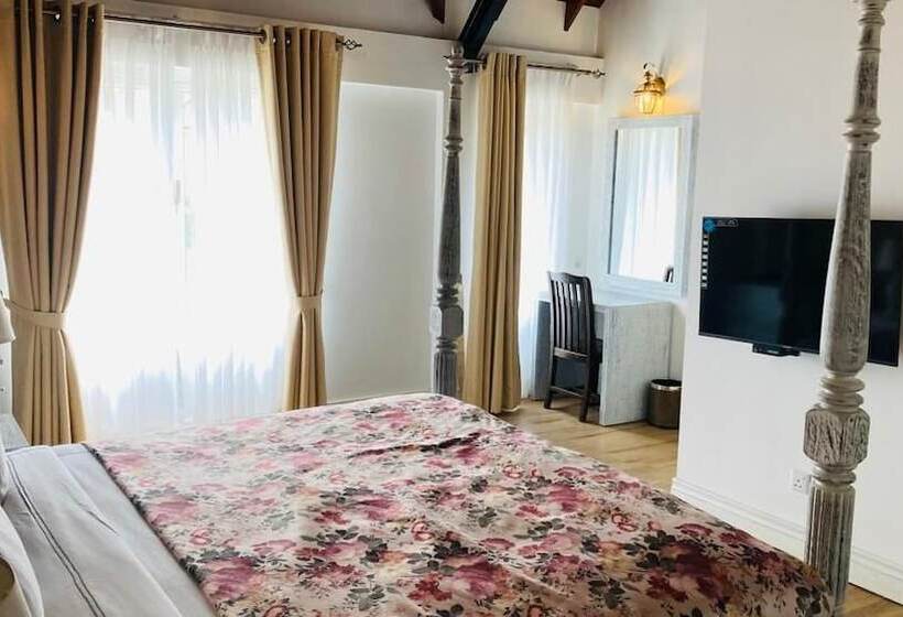 Pedro Barn Hotel At Little England Cottages