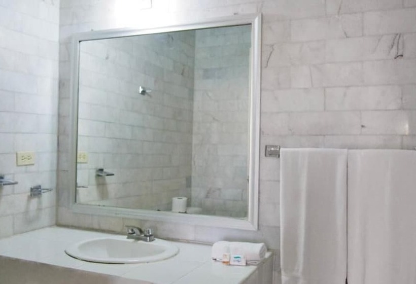 فندق Posada Del Desierto