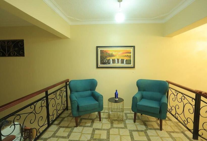 فندق Precious Villas Lubowa