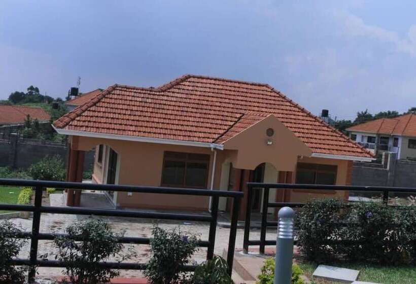 فندق Precious Villas Lubowa