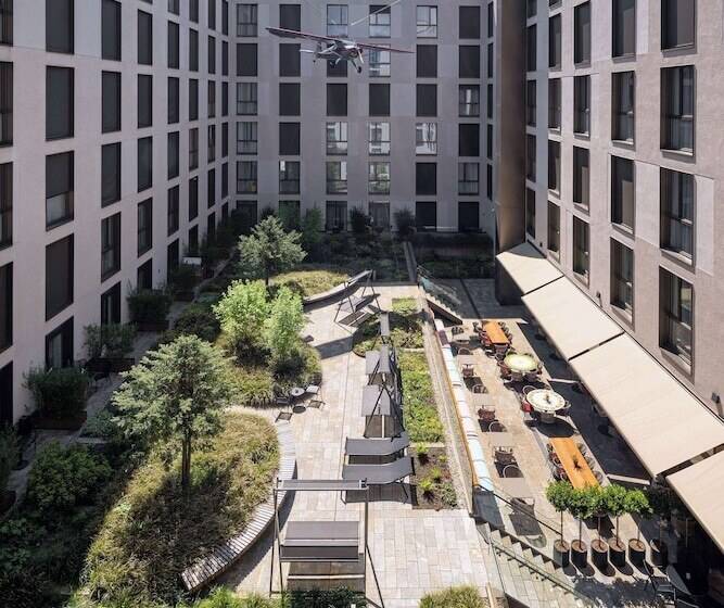 Radisson Hotel & Suites Zurich