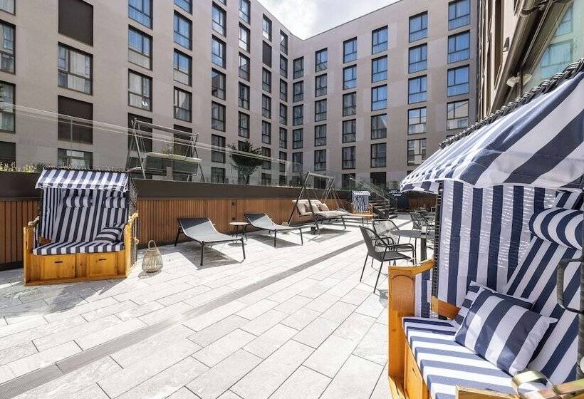 Radisson Hotel & Suites Zurich