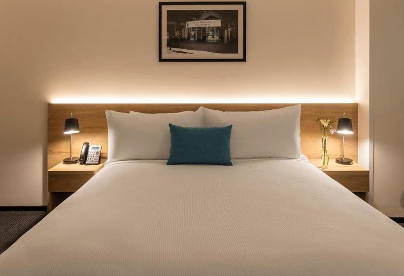 ホテル Room @ 89 Courtenay Place