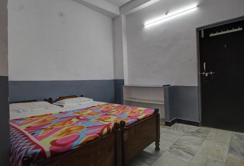 ホテル Spot On 38679 Sneha Grand