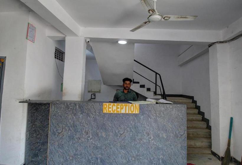 ホテル Spot On 38679 Sneha Grand